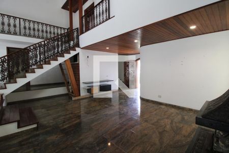 Sala de casa para alugar com 4 quartos, 350m² em Interlagos, São Paulo