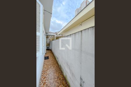 Casa à venda com 50m², 1 quarto e 1 vagaQuintal