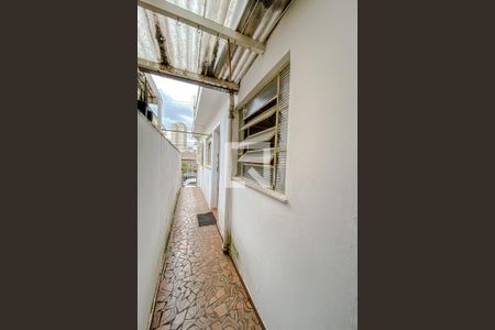 Casa à venda com 50m², 1 quarto e 1 vagaQuintal