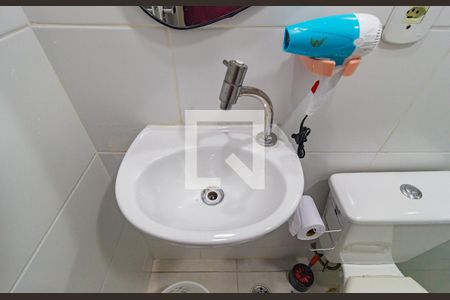 Detalhe - Banheiro de kitnet/studio para alugar com 1 quarto, 25m² em Vila Regente Feijó, São Paulo