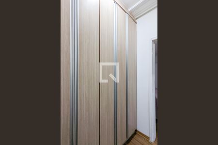 Casa à venda com 330m², 4 quartos e 4 vagasQuarto da suíte 2 