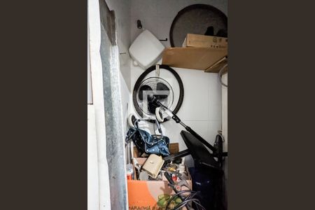 Casa à venda com 330m², 4 quartos e 4 vagasQuarto de serviço 