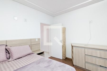 Casa à venda com 330m², 4 quartos e 4 vagasQuarto da suíte 2 