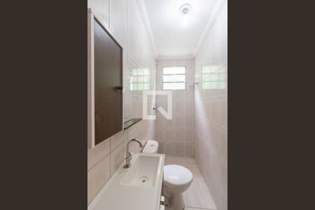 Banheiro de casa para alugar com 1 quarto, 40m² em Jardim Santa Cecília, Guarulhos