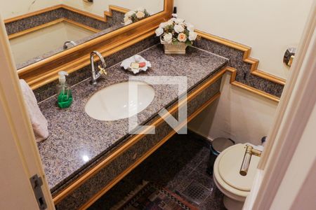 Apartamento à venda com 132m², 4 quartos e 2 vagas Apartamento à venda com 132m², 4 quartos e 2 vagasLavabo