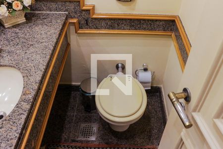 Apartamento à venda com 132m², 4 quartos e 2 vagas Apartamento à venda com 132m², 4 quartos e 2 vagasLavabo