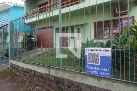Casa à venda com 265m², 4 quartos e 3 vagas Casa à venda com 265m², 4 quartos e 3 vagasPLACA