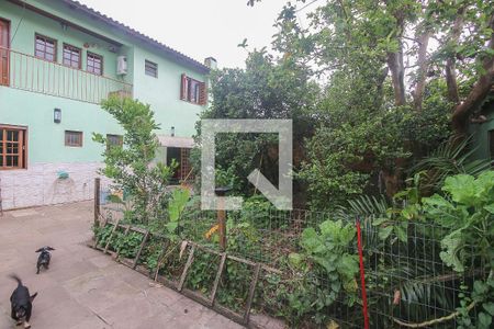Casa à venda com 265m², 4 quartos e 3 vagas Casa à venda com 265m², 4 quartos e 3 vagasPatio