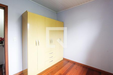 Casa à venda com 265m², 4 quartos e 3 vagas Casa à venda com 265m², 4 quartos e 3 vagasQuarto 3