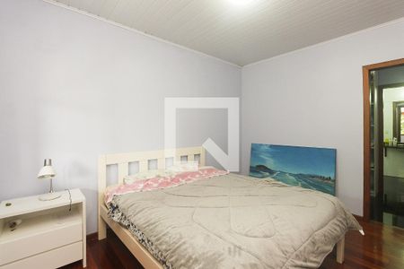 Casa à venda com 265m², 4 quartos e 3 vagas Casa à venda com 265m², 4 quartos e 3 vagasSuite
