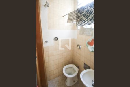 Apartamento para alugar com 98m², 3 quartos e sem vaga Apartamento para alugar com 98m², 3 quartos e sem vagaBanheiro de Serviço