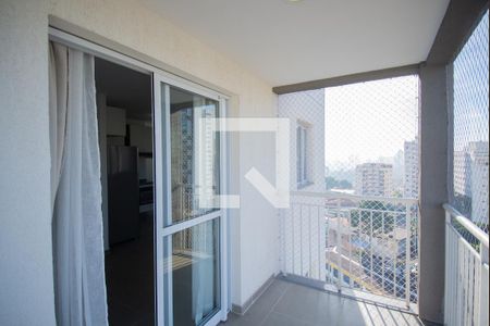 Studio para alugar com 37m², 1 quarto e sem vaga Studio para alugar com 37m², 1 quarto e sem vagaVaranda