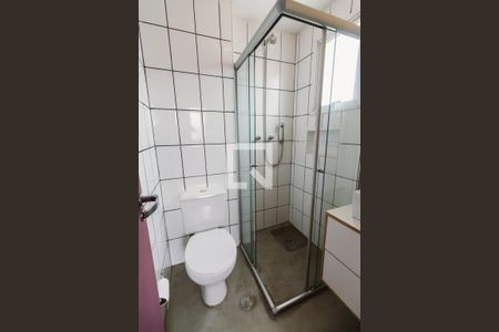 Apartamento para alugar com 60m², 2 quartos e 1 vaga Apartamento para alugar com 60m², 2 quartos e 1 vagaBanheiro da Suíte 1