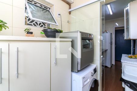 Apartamento à venda com 70m², 3 quartos e 1 vaga Apartamento à venda com 70m², 3 quartos e 1 vagaÁrea de Serviço