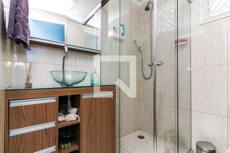 Apartamento à venda com 70m², 3 quartos e 1 vaga Apartamento à venda com 70m², 3 quartos e 1 vagaSuíte banheiro