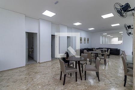Apartamento à venda com 105m², 3 quartos e 1 vaga Apartamento à venda com 105m², 3 quartos e 1 vagaÁrea comum do prédio