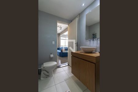 Apartamento à venda com 105m², 3 quartos e 1 vaga Apartamento à venda com 105m², 3 quartos e 1 vagaBanheiro Social
