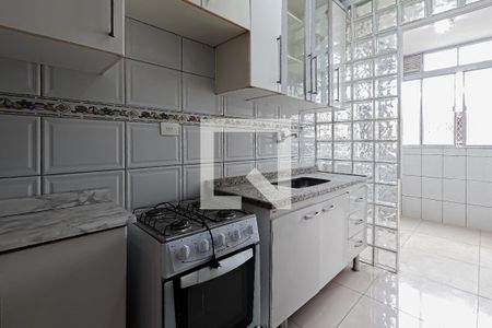 Cozinha de apartamento para alugar com 2 quartos, 66m² em Jardim Iporanga, Guarulhos