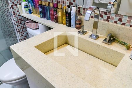 Apartamento à venda com 149m², 3 quartos e 2 vagasBanheiro da Suíte 2