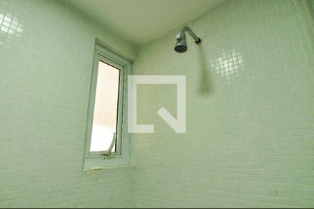 Apartamento para alugar com 135m², 2 quartos e 1 vaga Apartamento para alugar com 135m², 2 quartos e 1 vagaBanheiro da Suíte