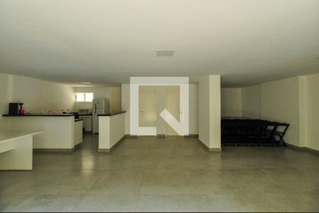 Apartamento para alugar com 135m², 2 quartos e 1 vaga Apartamento para alugar com 135m², 2 quartos e 1 vagaÁrea comum - Salão de festas