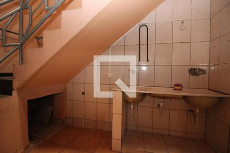 Casa à venda com 100m², 4 quartos e 4 vagasÁrea de Serviço 1