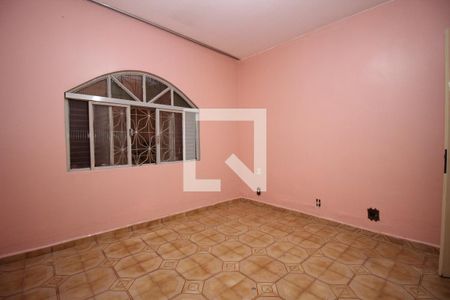 Casa à venda com 100m², 4 quartos e 4 vagasQuarto 2