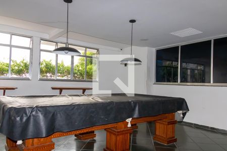 Apartamento à venda com 140m², 2 quartos e 1 vaga Apartamento à venda com 140m², 2 quartos e 1 vagaSalão de jogos