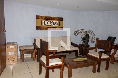 Apartamento à venda com 140m², 2 quartos e 1 vaga Apartamento à venda com 140m², 2 quartos e 1 vagaPortaria