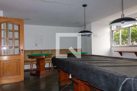 Apartamento à venda com 140m², 2 quartos e 1 vaga Apartamento à venda com 140m², 2 quartos e 1 vagaSalão de jogos