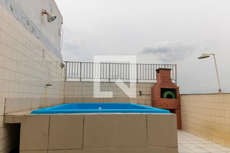 Apartamento à venda com 140m², 2 quartos e 1 vaga Apartamento à venda com 140m², 2 quartos e 1 vagaCobertura