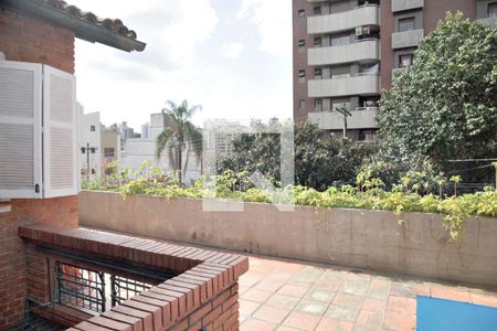 Casa para alugar com 385m², 4 quartos e 3 vagasÁrea Externa