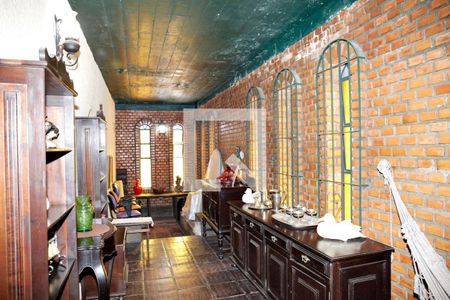 Casa para alugar com 385m², 4 quartos e 3 vagasCorredor