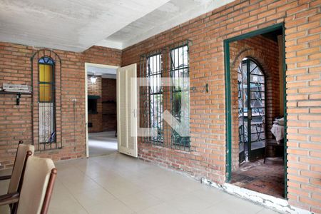 Casa para alugar com 385m², 4 quartos e 3 vagasGaragem