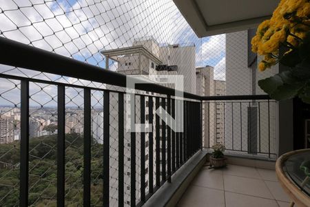 Apartamento à venda com 114m², 3 quartos e 3 vagasvaranda