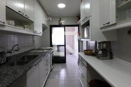 Apartamento à venda com 114m², 3 quartos e 3 vagasCozinha