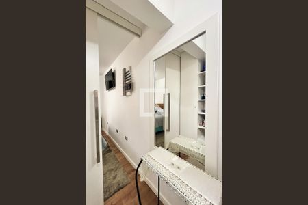 Apartamento à venda com 77m², 2 quartos e 1 vagaQuarto 