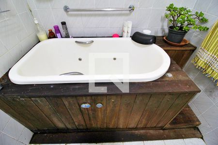 Casa à venda com 300m², 4 quartos e 2 vagasBanheiro 1 - casa 1