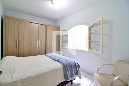 Casa à venda com 300m², 4 quartos e 2 vagasQuarto 1 - Casa 2