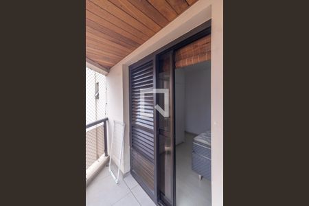 Apartamento à venda com 72m², 2 quartos e 2 vagas Apartamento à venda com 72m², 2 quartos e 2 vagasVaranda do Quarto 2