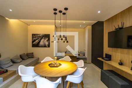 Apartamento para alugar com 29m², 1 quarto e sem vagaÁrea comum - Salão de festas