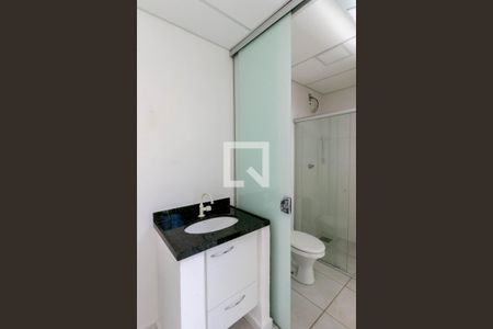 Banheiro de kitnet/studio para alugar com 1 quarto, 35m² em Minas Brasil, Belo Horizonte