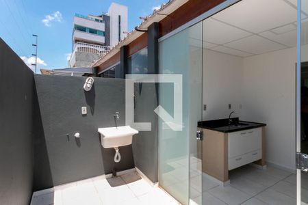 Studio para alugar com 35m², 1 quarto e 1 vaga Studio para alugar com 35m², 1 quarto e 1 vagaÁrea de Serviço