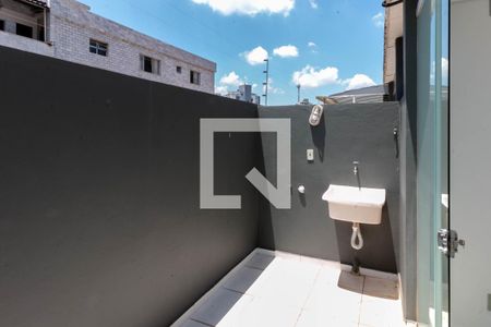 Studio para alugar com 35m², 1 quarto e 1 vaga Studio para alugar com 35m², 1 quarto e 1 vagaÁrea de Serviço
