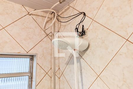 Casa à venda com 100m², 5 quartos e 2 vagasBanheiro