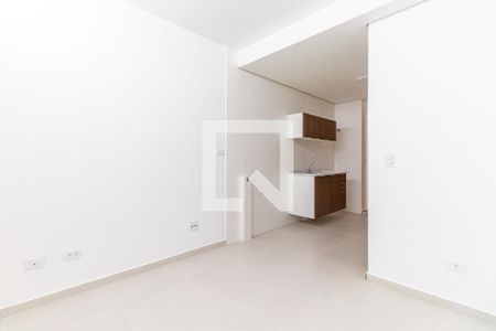 Sala de kitnet/studio para alugar com 1 quarto, 32m² em Jardim Sabará, São Paulo