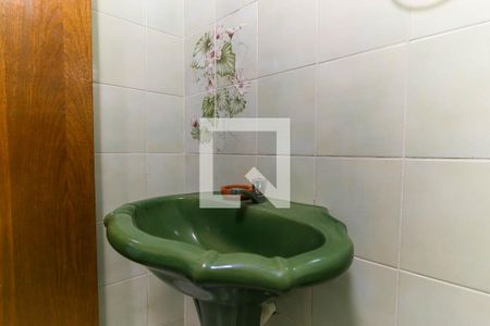 Casa à venda com 357m², 4 quartos e 6 vagasBanheiro de serviço