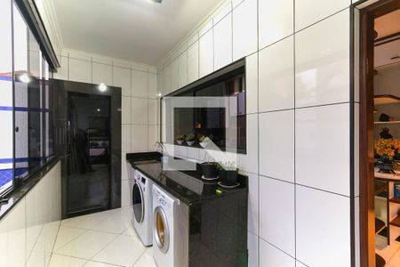 Casa à venda com 357m², 4 quartos e 6 vagasÁrea de Serviço