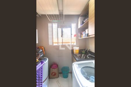 Casa de condomínio para alugar com 78m², 3 quartos e 1 vagaÁrea de serviço