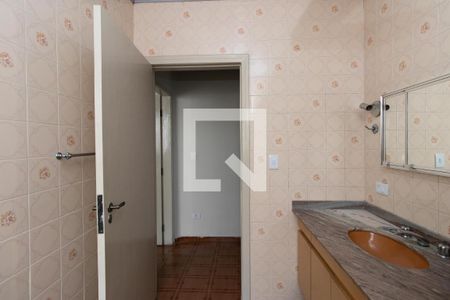 Banheiro de casa à venda com 2 quartos, 100m² em Vila Isolina Mazzei, São Paulo